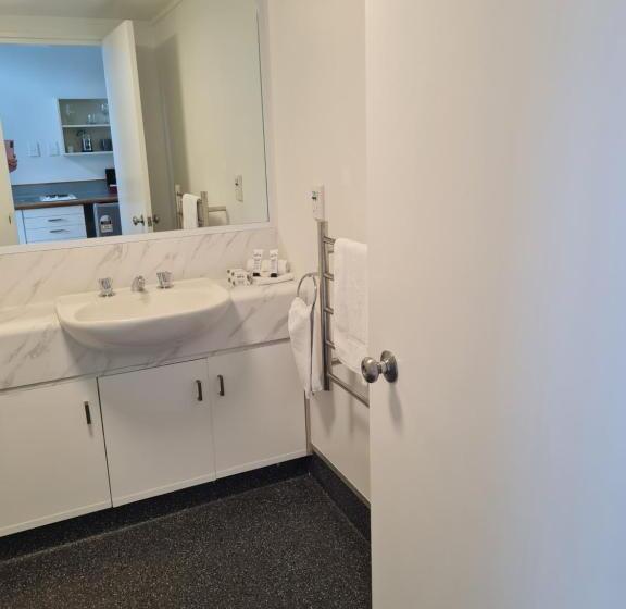 סוויטת דלוקס נוף לים, Akaroa Village Inn