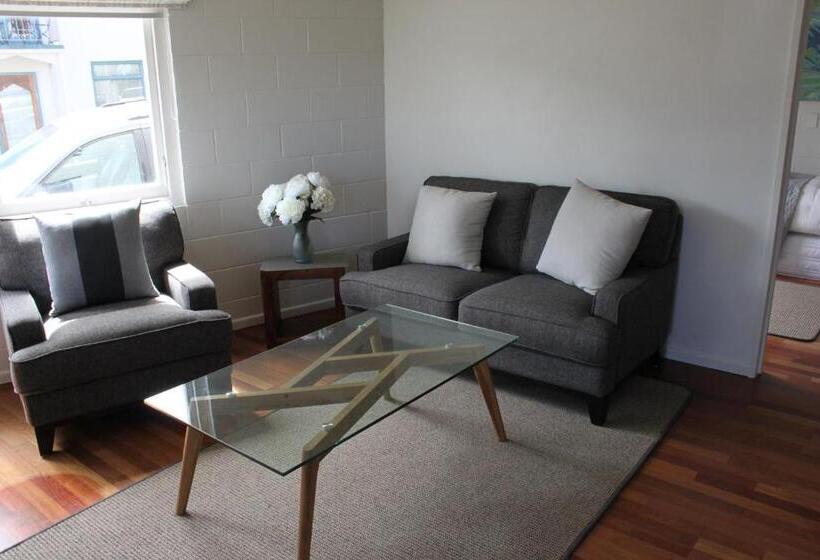 דירת פנטהאוז 1 חדרי שינה, Akaroa Village Inn