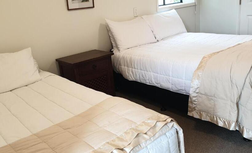 דירת חדר דלוקס, Akaroa Village Inn