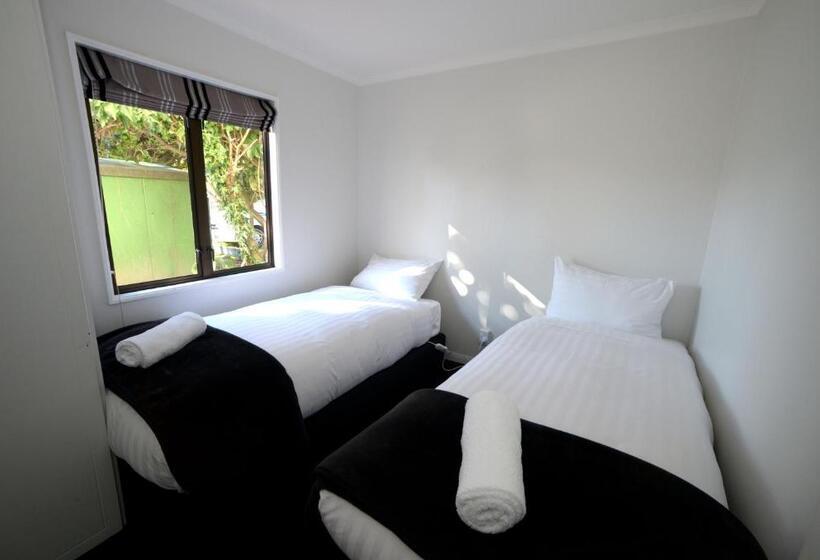 דירת חדר, Akaroa Village Inn