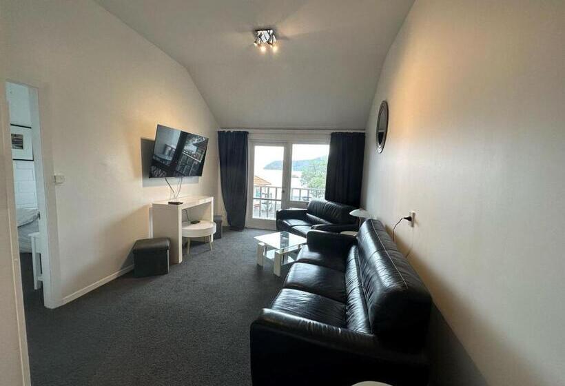 דירת חדר נוף לים, Akaroa Village Inn