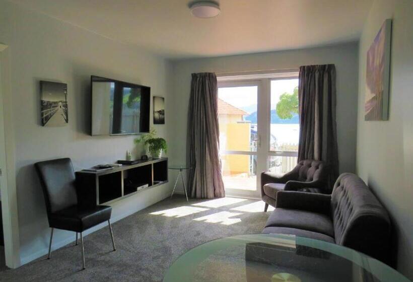 דירת חדר נוף לים, Akaroa Village Inn