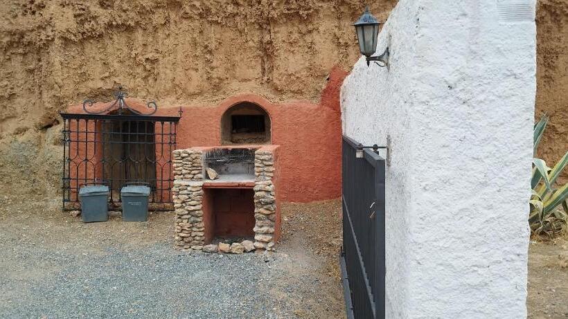 חדר סופריור עם ג'קוזי, Casas Cueva Y Cortijo La Tala En Guadix