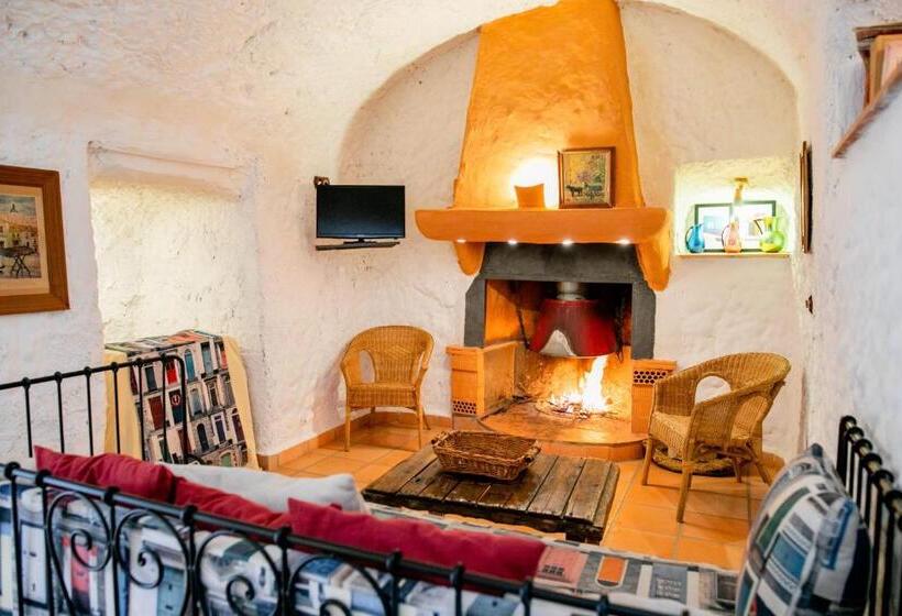 Quarto Superior com Hidromassagem, Casas Cueva Y Cortijo La Tala En Guadix