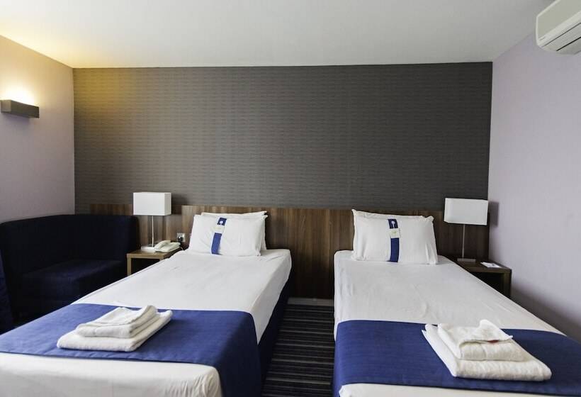 스탠다드 룸, Holiday Inn Express Poole, An Ihg