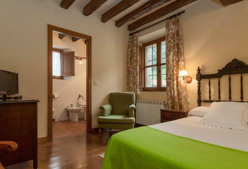 Номер Стандарт, Casona De La Salceda