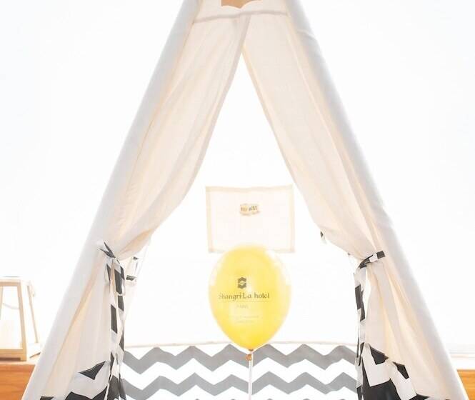 デラックススイート, Shangri La Paris