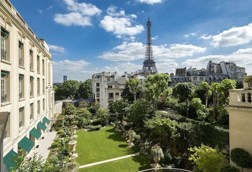 景色の見えるジュニアスイート, Shangri La Paris