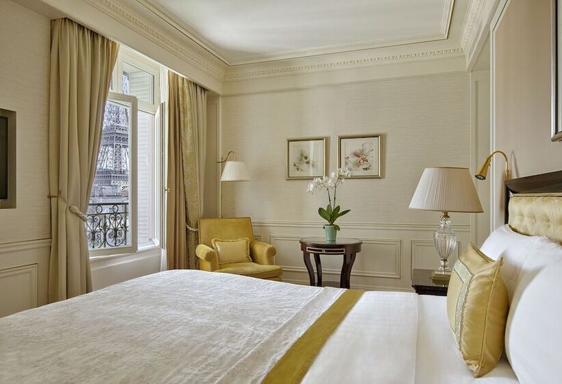 景色の見えるジュニアスイート, Shangri La Paris