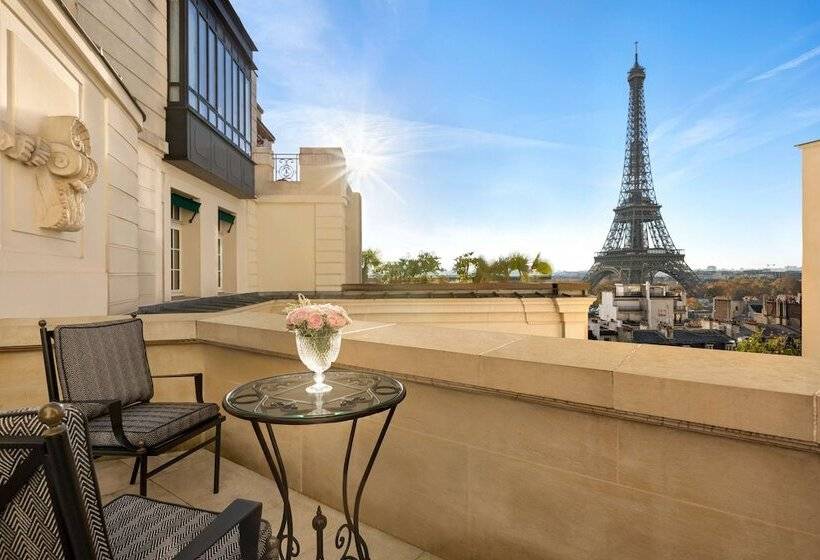 テラス付スイート, Shangri La Paris
