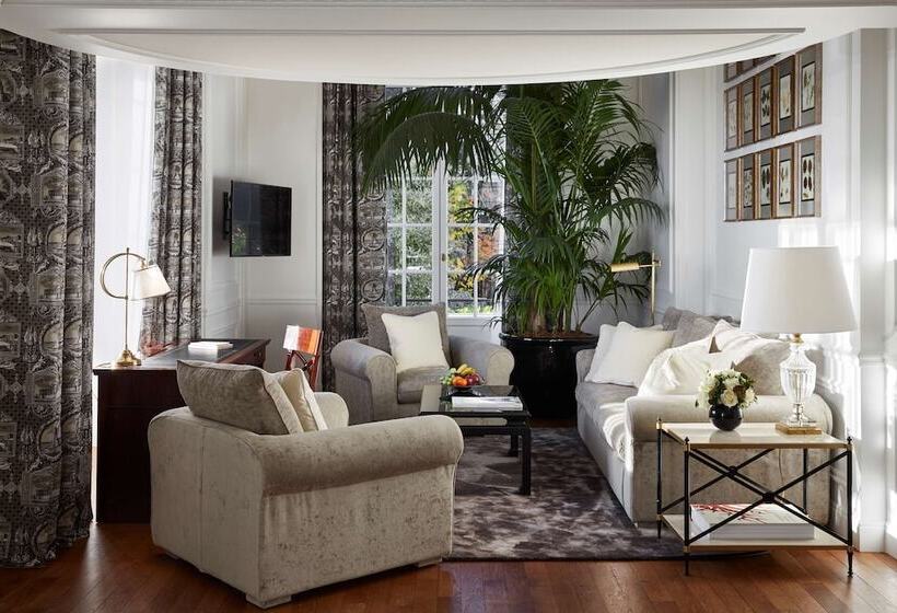 メゾネットスイート, Shangri La Paris