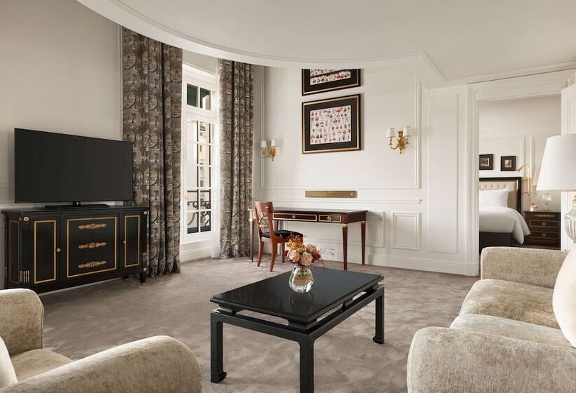 سوییت دوبلکس, Shangri La Paris