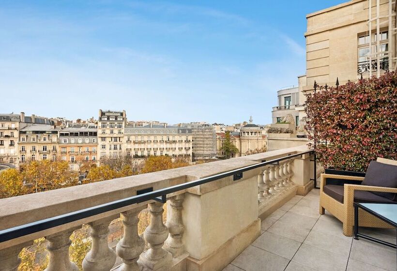 اتاق استاندارد با تخت دوبل, Shangri La Paris