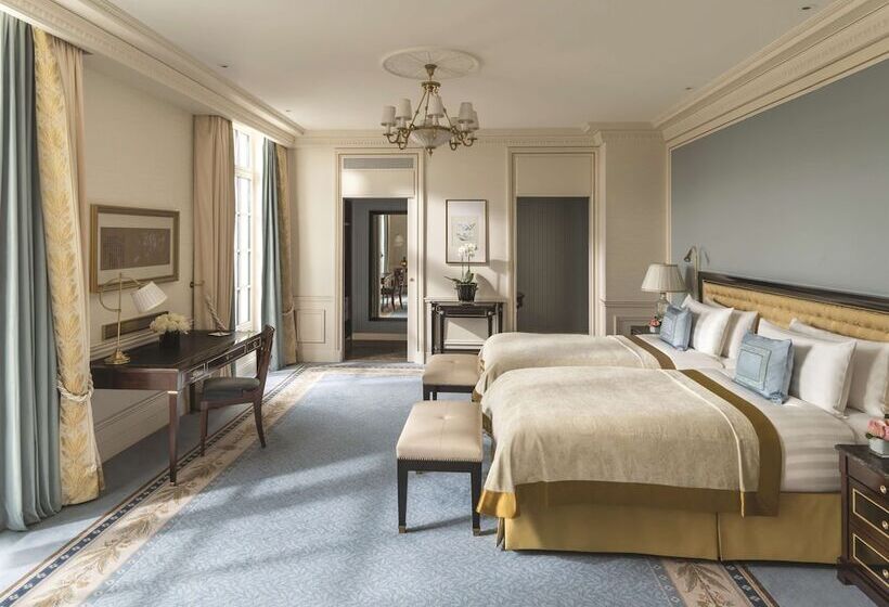 シティビューのダブルベッドスタンダードルーム, Shangri La Paris