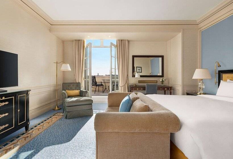 シティビューのダブルベッドスタンダードルーム, Shangri La Paris