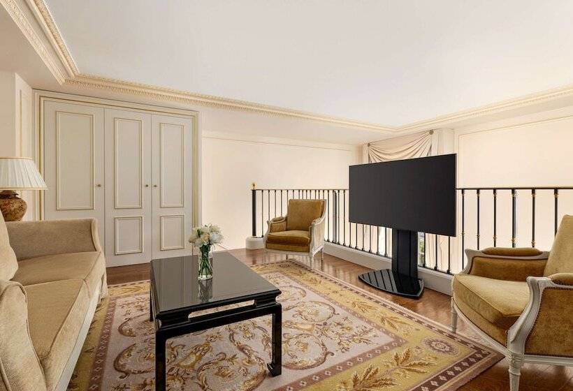 سوییت دوبلکس, Shangri La Paris