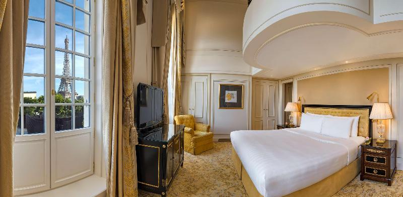 سوییت دوبلکس, Shangri La Paris
