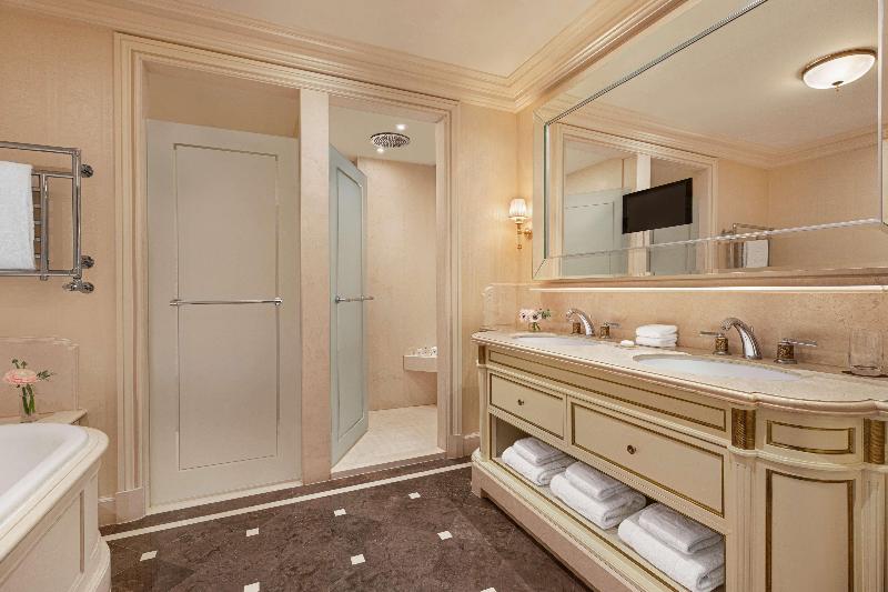 اتاق استاندارد با تراس, Shangri La Paris