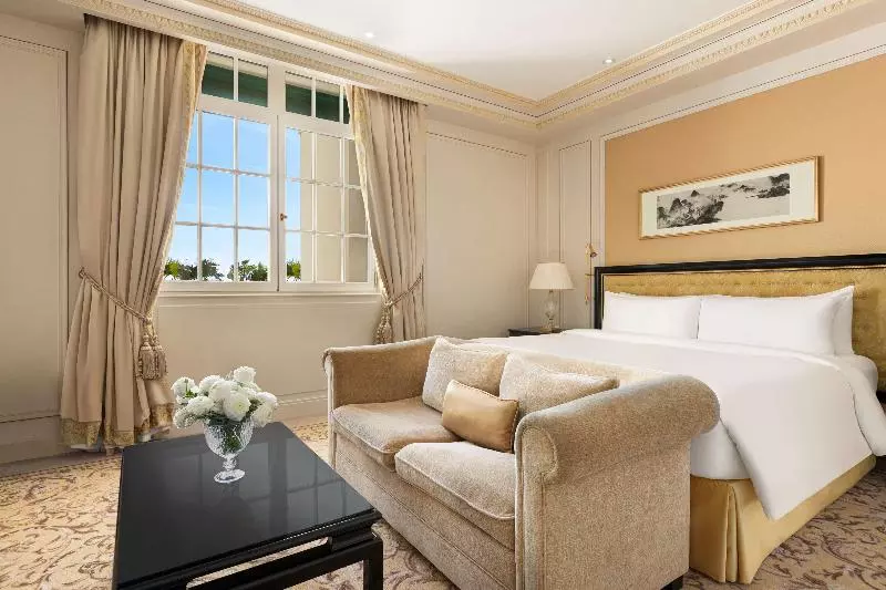 Suite with Terrace, Shangri La Paris