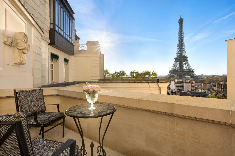 Suite with Terrace, Shangri La Paris