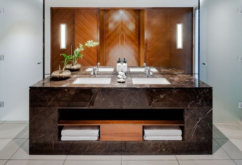스탠다드 룸 더블 침대, Intercontinental Fiji Golf Resort & Spa, An Ihg