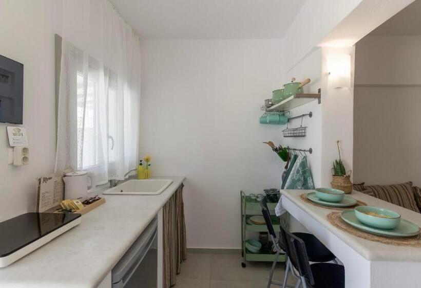 Suite 2 Chambres, Margarita Studios Ambelas