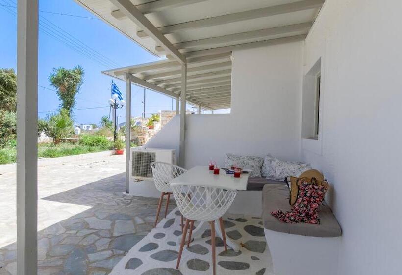 Suite Vue Jardin, Margarita Studios Ambelas