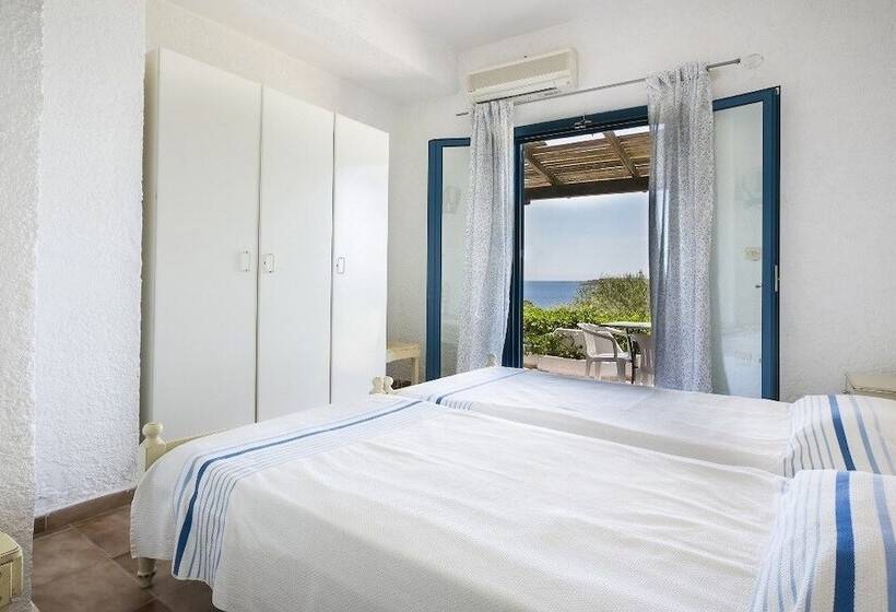 شقة غرفة واحدة, Metaxatos Apartments