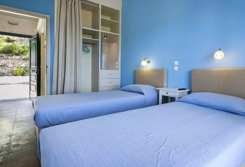 Deluxe-huoneisto 2 Makuuhuonetta, Metaxatos Apartments