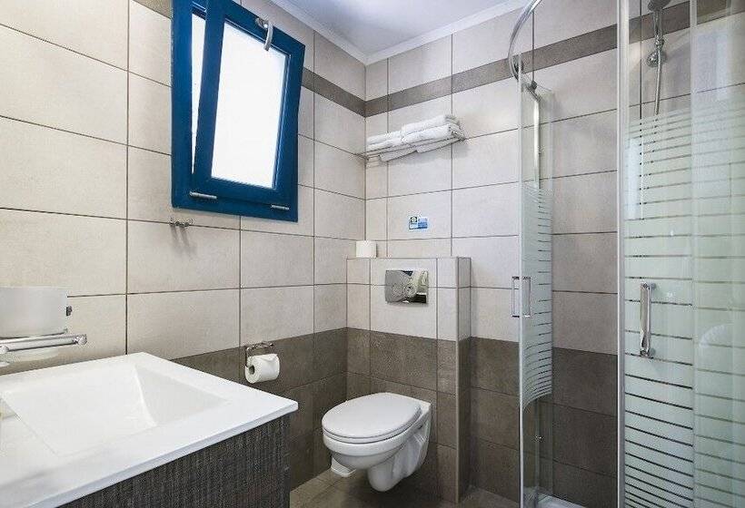 Апартаменты Deluxe 2 Спальни, Metaxatos Apartments