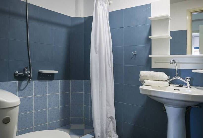 شقة غرفة واحدة, Metaxatos Apartments