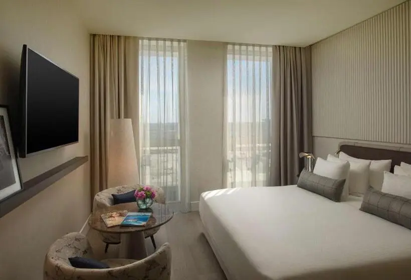 Premium Room City View, NH Collection Milano Citylife
