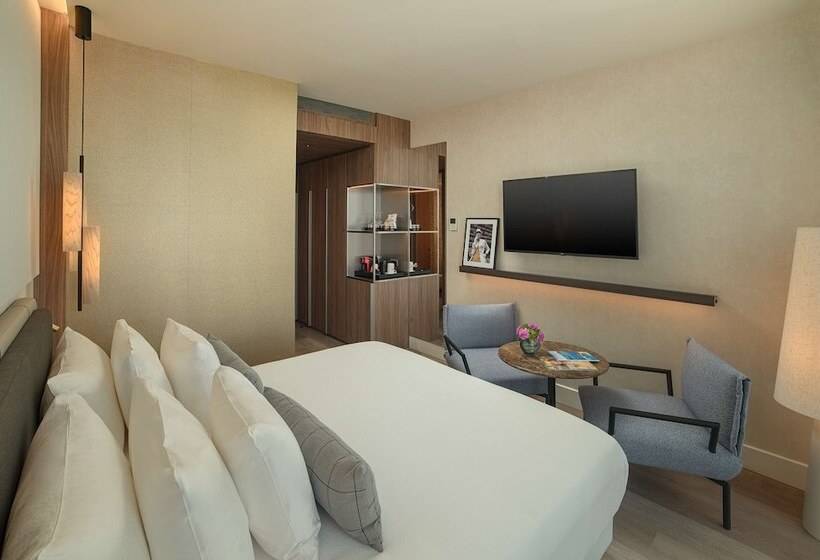 Premium Room City View, NH Collection Milano Citylife