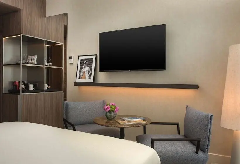 Premium Room City View, NH Collection Milano Citylife