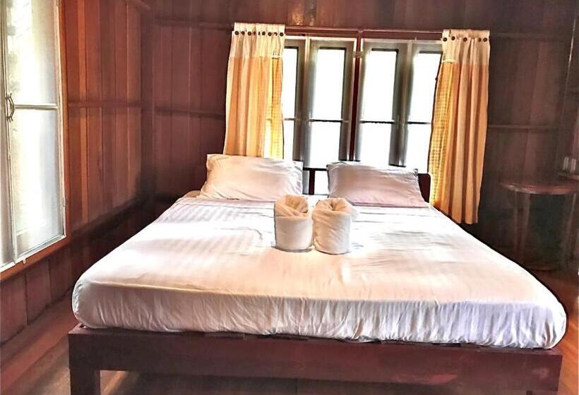 בקתה סטנדרטית, Frog Beach House