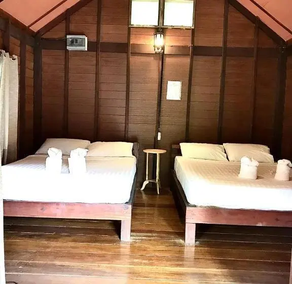 家族用バンガロー, Frog Beach House