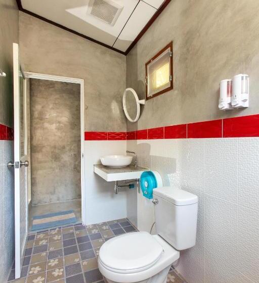 בקתה סופריור, Frog Beach House