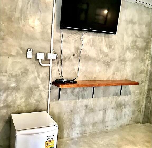 בקתה דלוקס, Frog Beach House