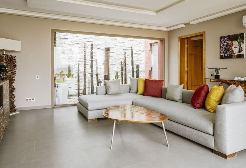 ロイヤルスイート, Bavaro Beach Dakhla