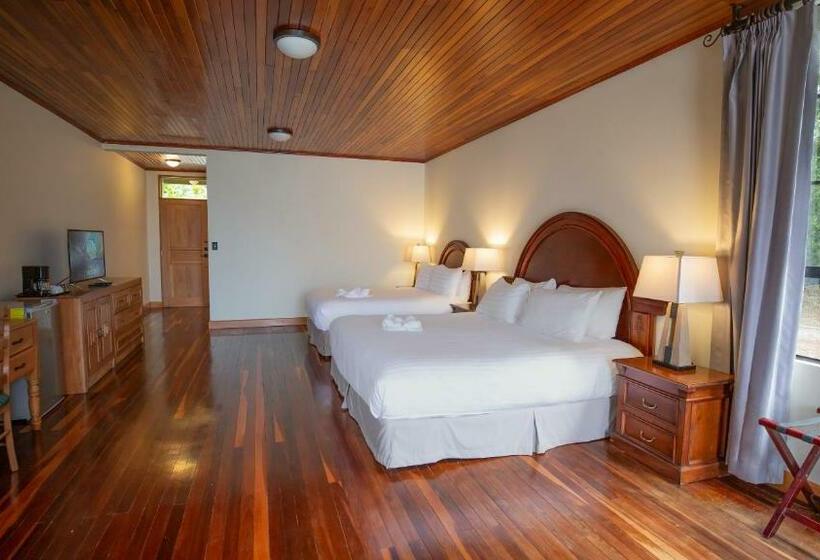 סוויטת ג'וניור, Fondavela