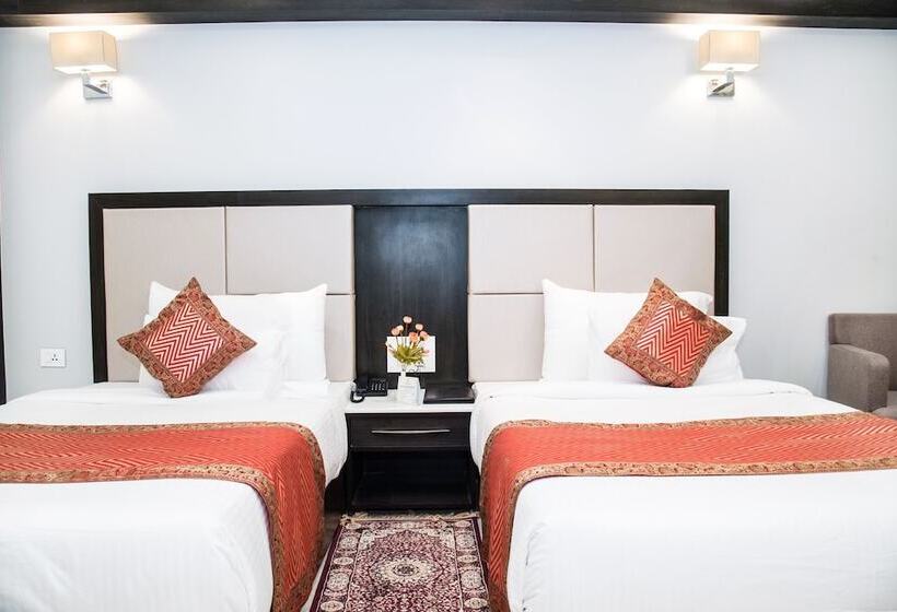 标准间, Platinum Shravasti