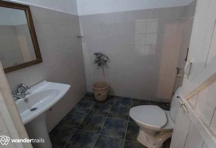 חדר דלוקס, Whispering Willows