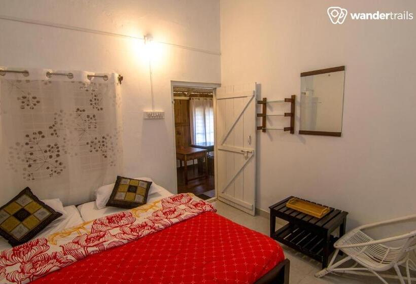 חדר דלוקס, Whispering Willows