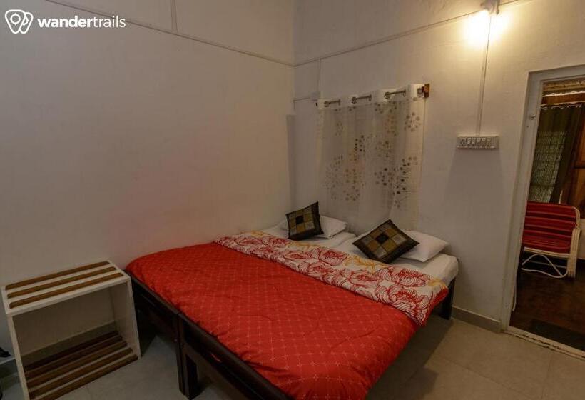 חדר דלוקס, Whispering Willows