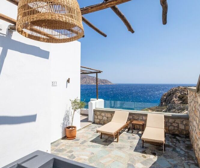סוויטת אקזקיוטיב נוף לים, Aegean Village Beachfront Resort