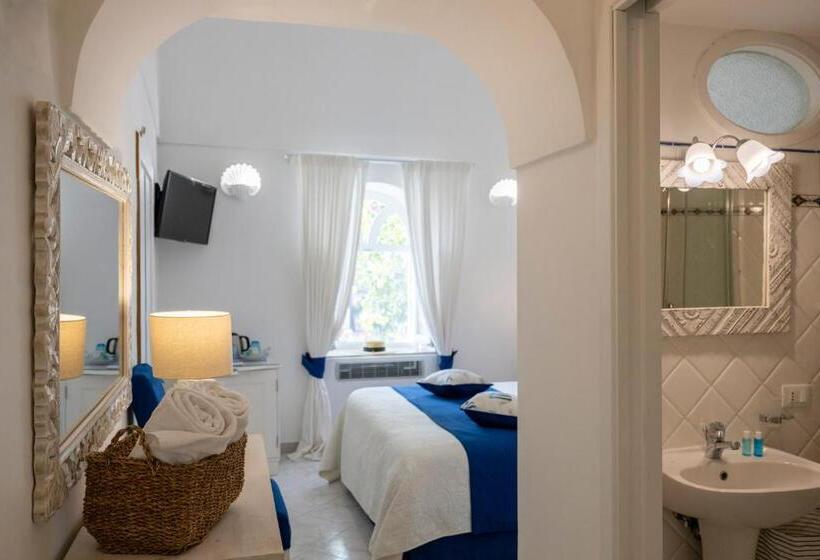 Deniz Manzaralı Delüks Oda, Villa Dalu