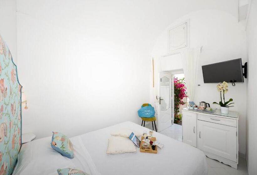 Deniz Manzaralı Standart Oda, Villa Dalu