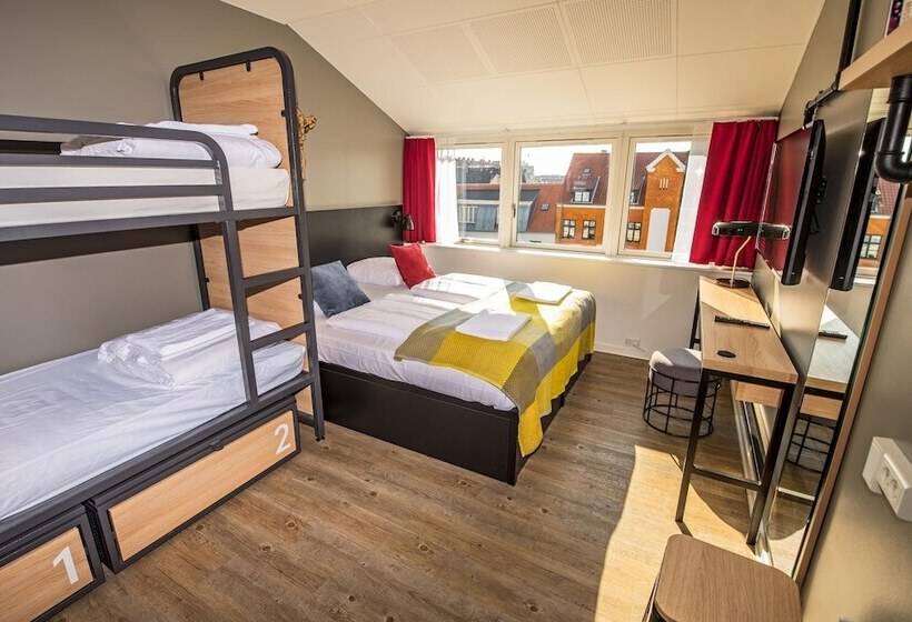 Семейный Номер, Generator Copenhagen