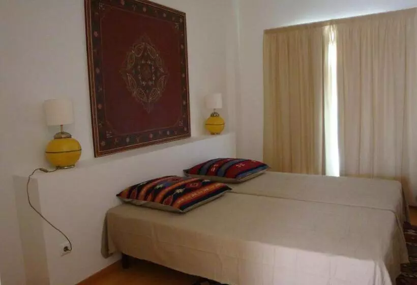 اتاق استاندارد, Hi Tavira – Pousada De Juventude