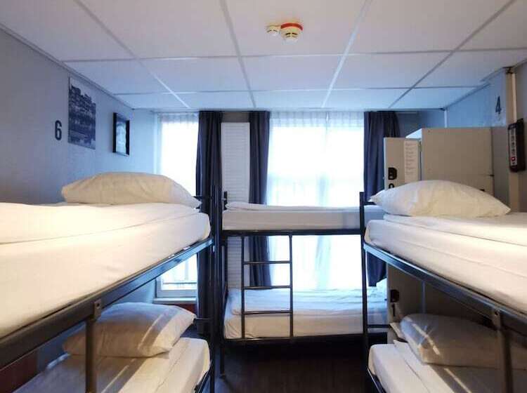 تختخواب در اتاق مشترک, Jesse